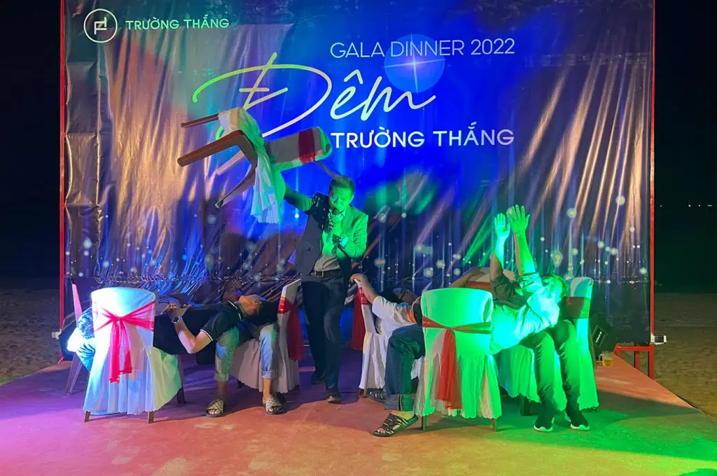 company-trip-19