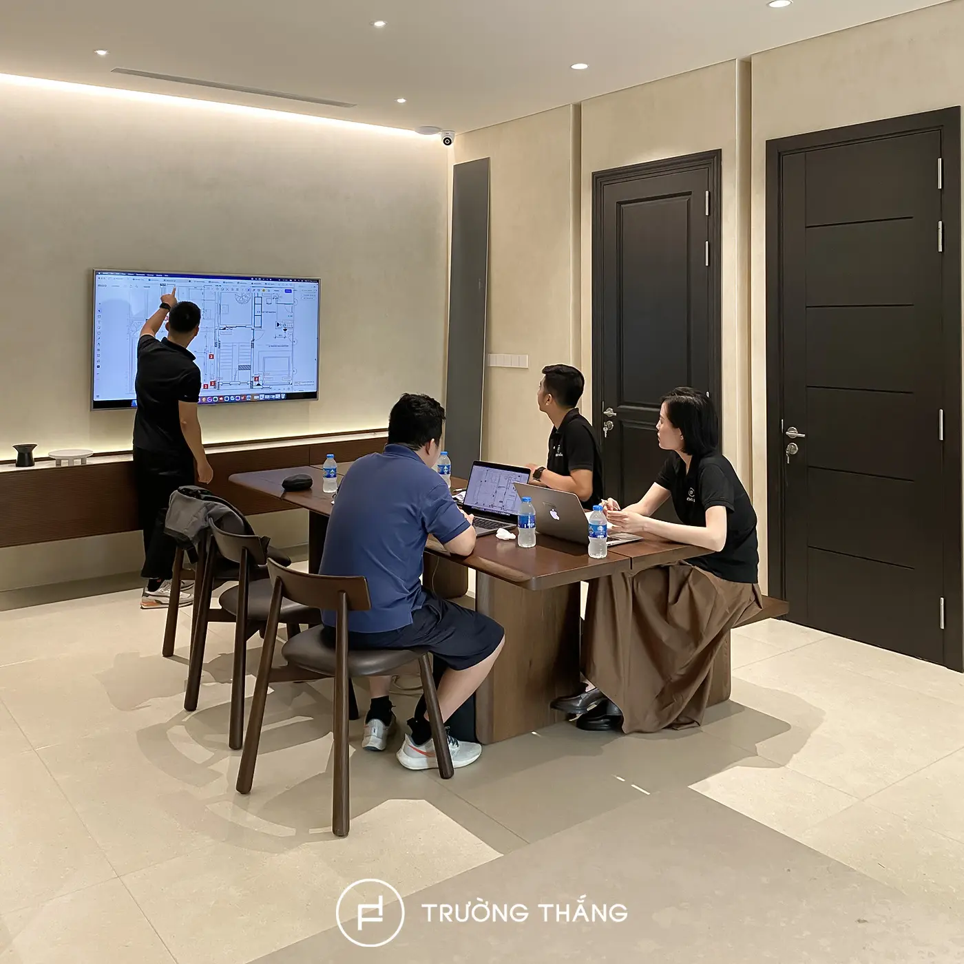 gioi-thieu-showroom-noi-that-cao-cap-moi-ra-mat-tai-khu-do-thi-sala
